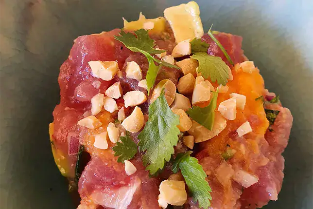 casa-boavista-tables-dhotes-ceviche-van-tonijn